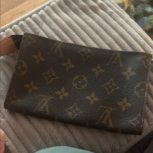 Louis Vuitton Black and Gold Monogram Clutch